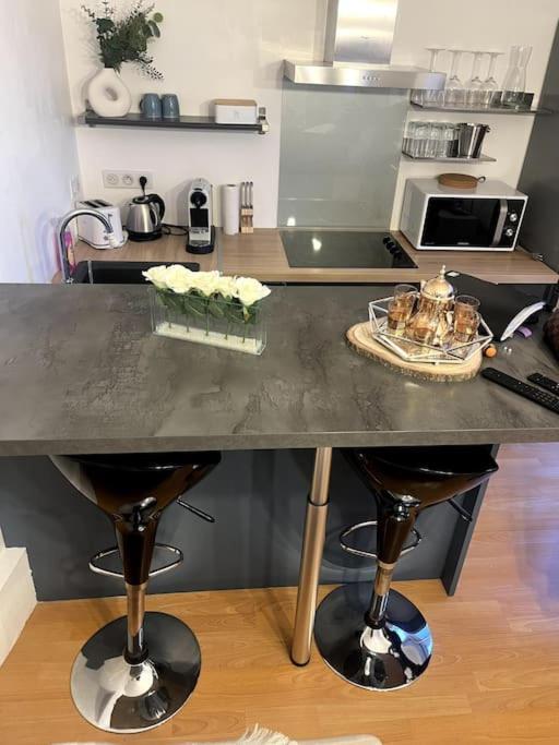 Wondersuite Appartement - Centre Ville Avec Parking Couvert -15Mn De Paris Et 10 Mn De Stade De France, Wifi, Netflix Deuil-la-Barre Екстериор снимка